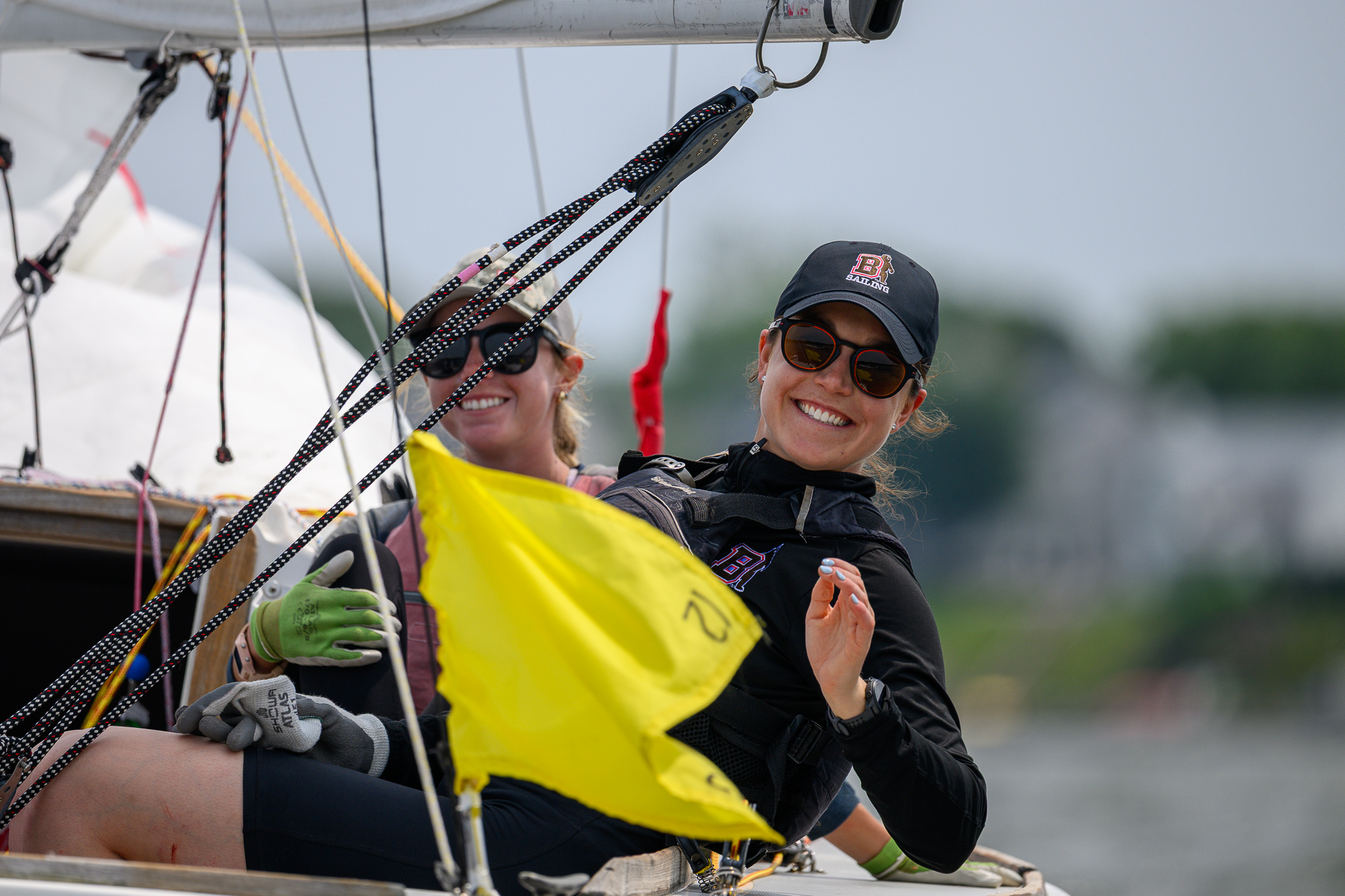 Close quarters racing